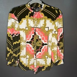 New York & Company printed long sleeve blouse